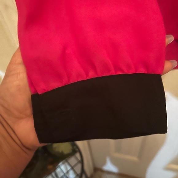 Blouse size large by Miss Tina(Tina Knowles) fushia color! Size L 12-14 - Picture 8 of 11